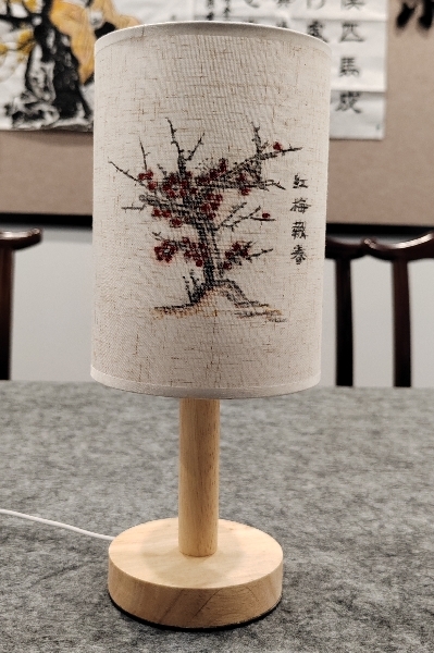 梅魂砺洁（作者：陈俏）_副本.jpg