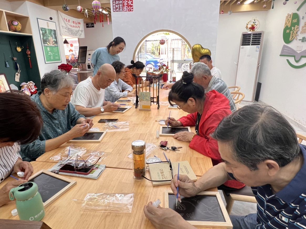 活动现场图.JPG 活动现场图.JPG